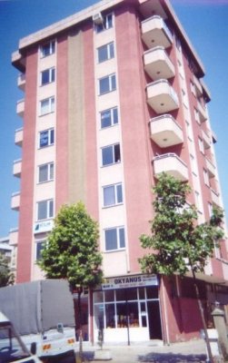 Içerenköy Business Center - Hakkı Ekşi Apartment