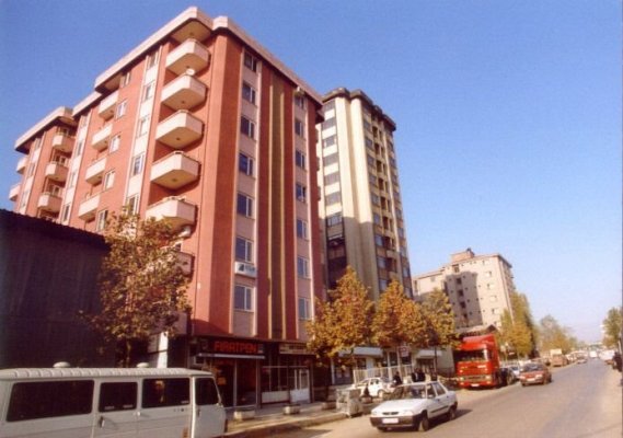 İçerenköy İş Merkezi - Hakkı Ekşi Apt.